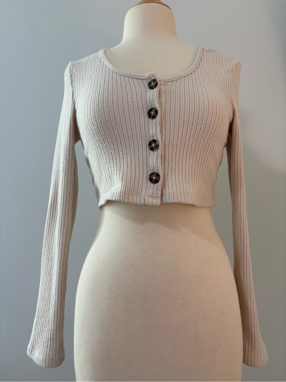 Ribbed Long Sleeve Crop Top